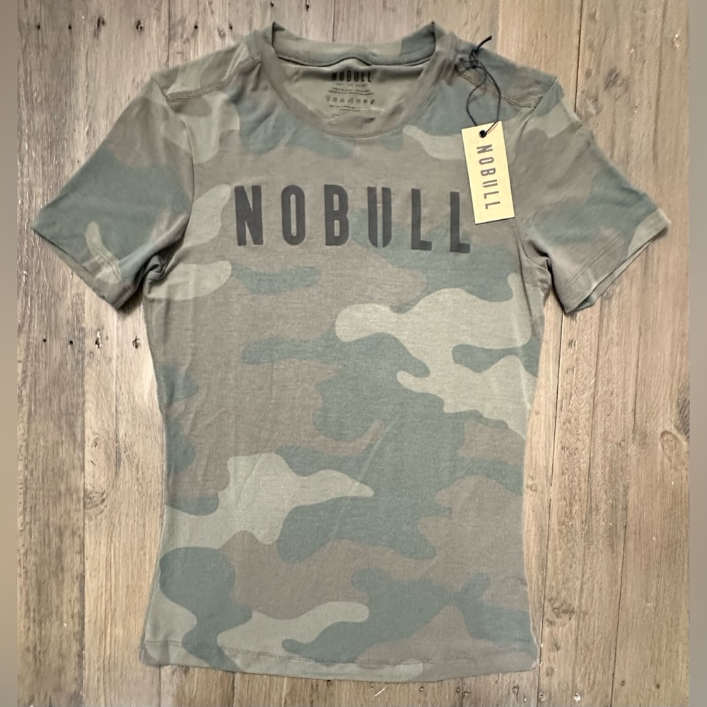 NWT NOBULL Women’s Army Green Camo Tee - XS